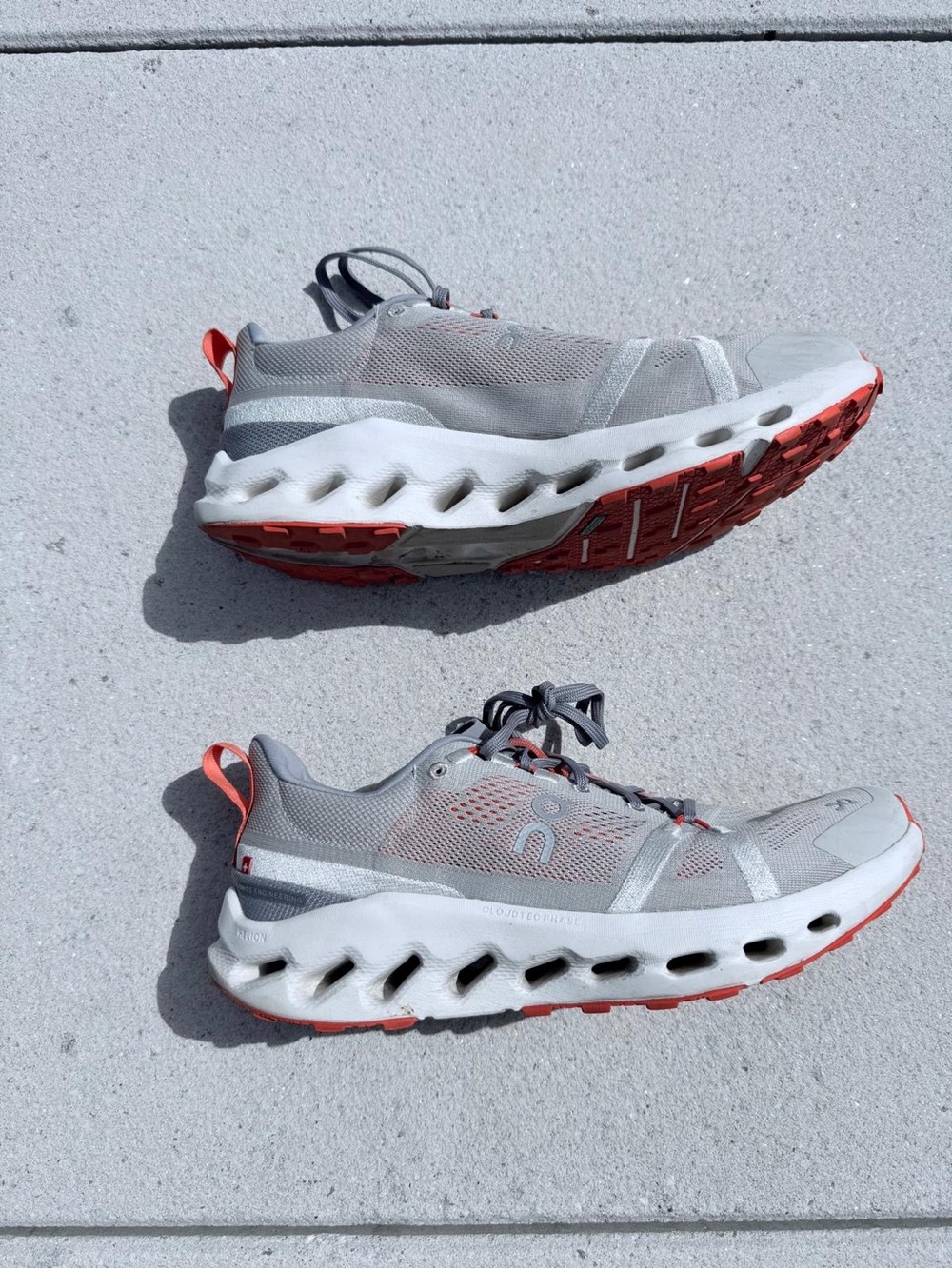 On Running Kids Grey Sneakers with Coral Heel Tabs